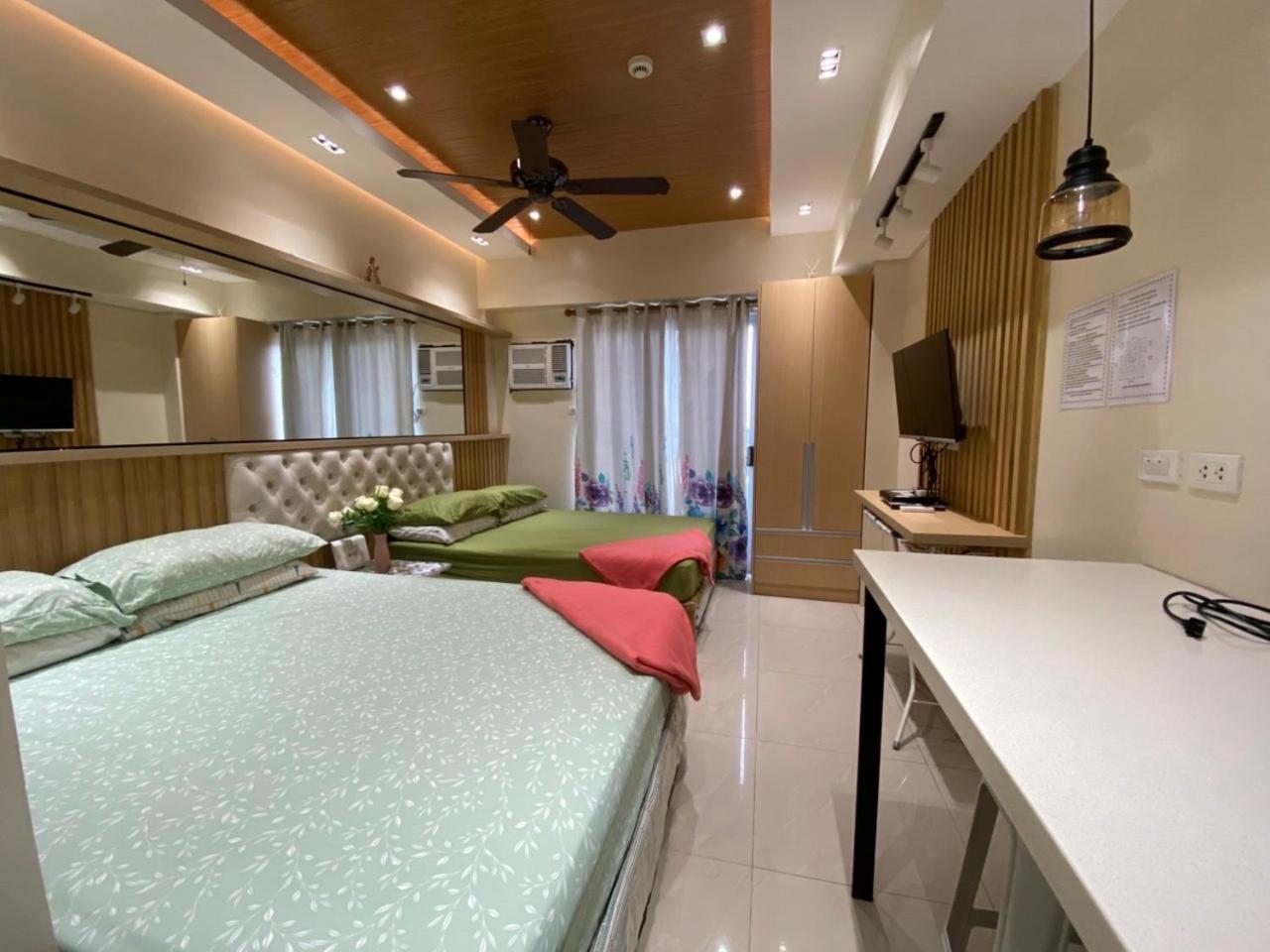 Sunvida Tower Residences Infront Of Sm City Cebu Stadt Exterior foto